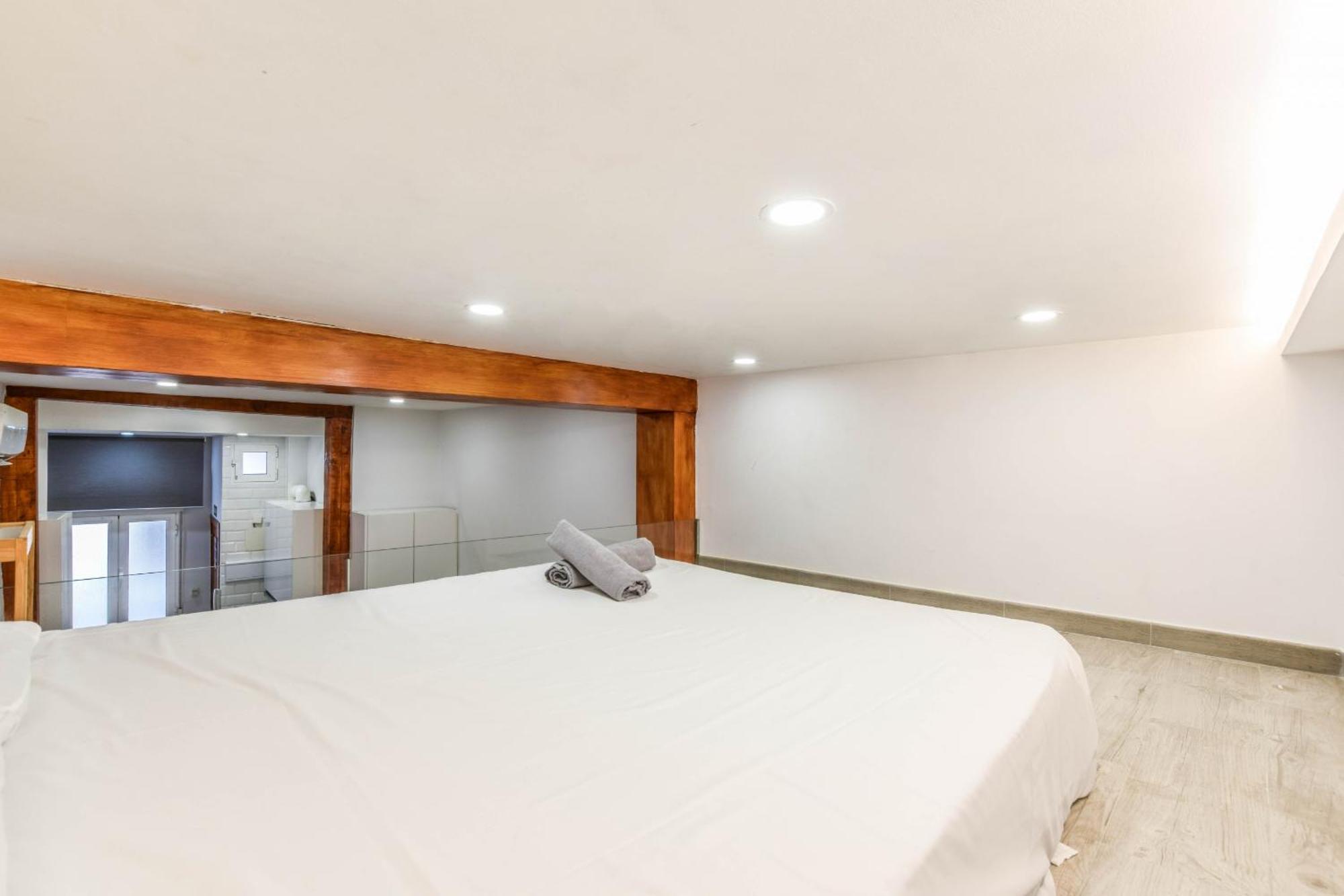 Loft Reformado En Chueca Para 4 Personas Appartement Madrid Buitenkant foto