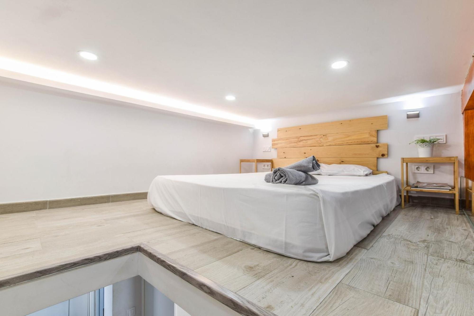 Loft Reformado En Chueca Para 4 Personas Appartement Madrid Buitenkant foto