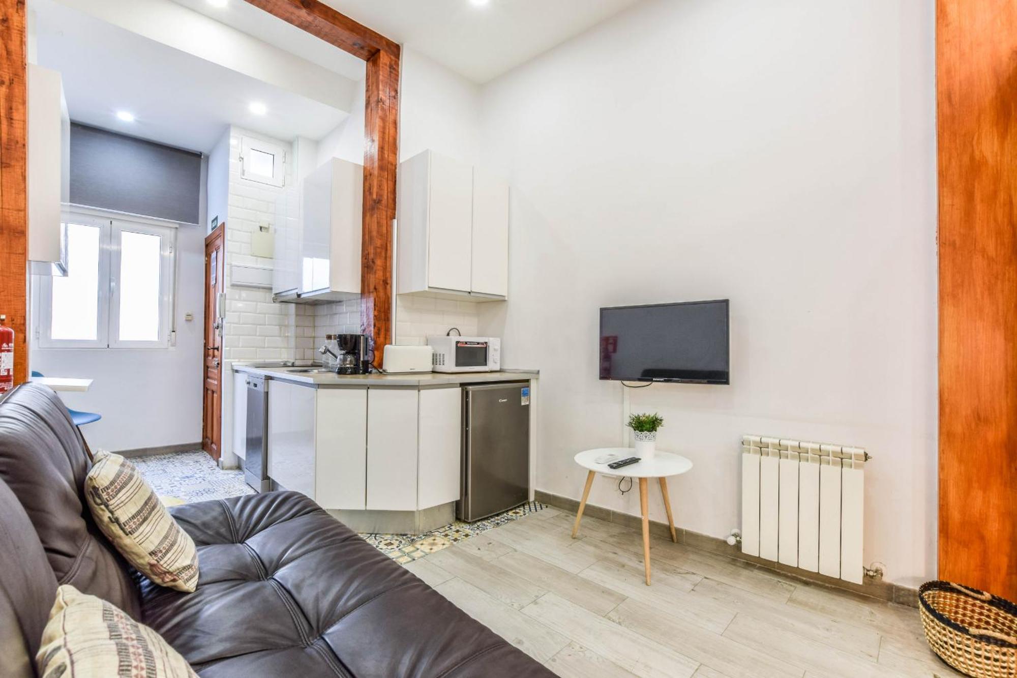 Loft Reformado En Chueca Para 4 Personas Appartement Madrid Buitenkant foto